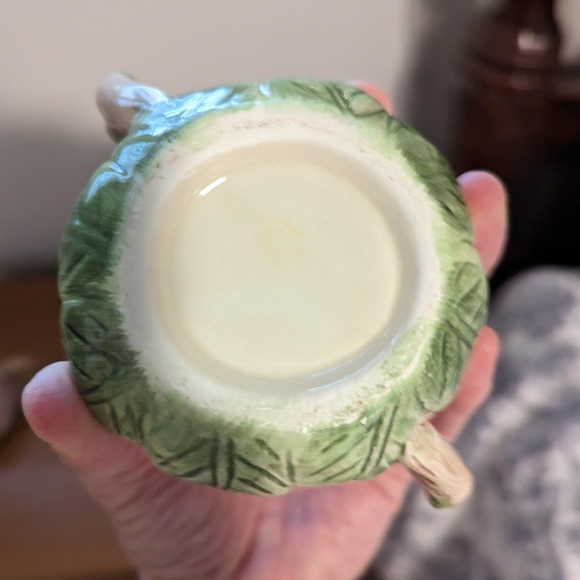 Purple Hydrangea Creamer and Sugar Bowl with lid - Picture 5 of 7